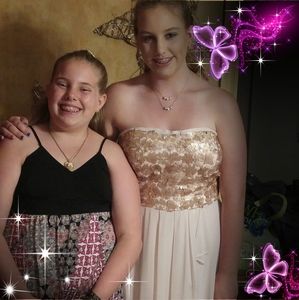 Meet your Posher, Crystal